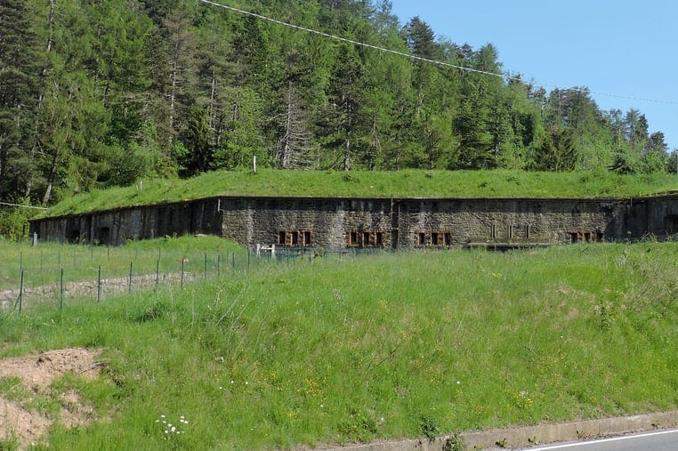 Colle di Nava Forte Centrale